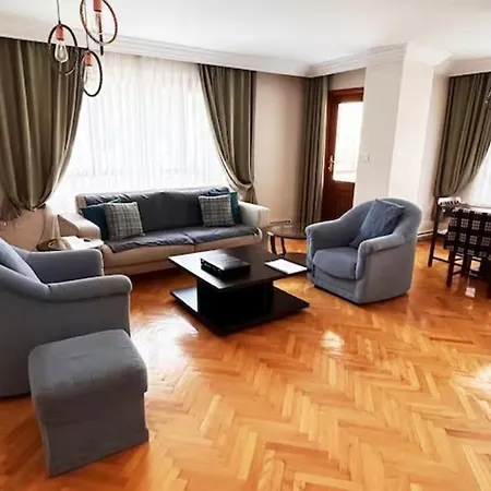 A Large, Comfortable Flat In The Best Area Of Ankara, Turkey Daire